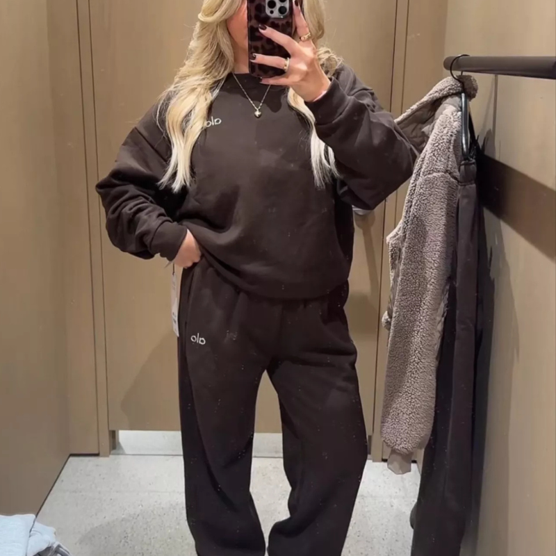 A.Y Sweat Set